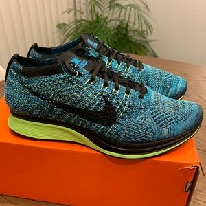 Nike Flyknit Racer